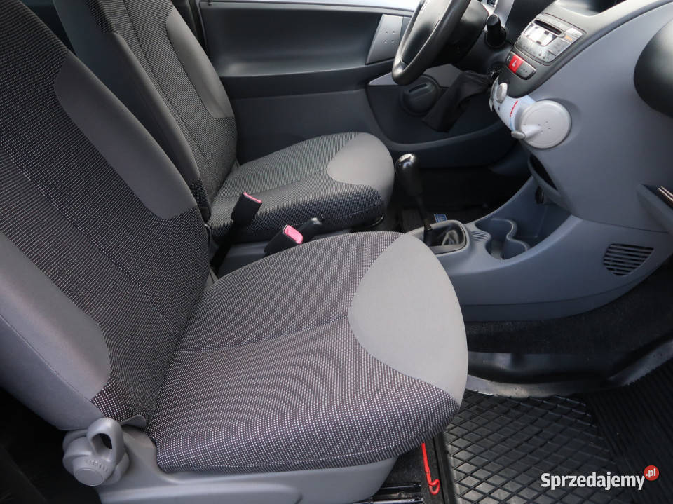 Peugeot 107 10 107
