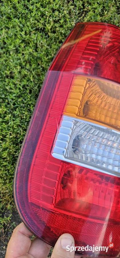 Lampy tył opel zafira a Goleniów sprzedam