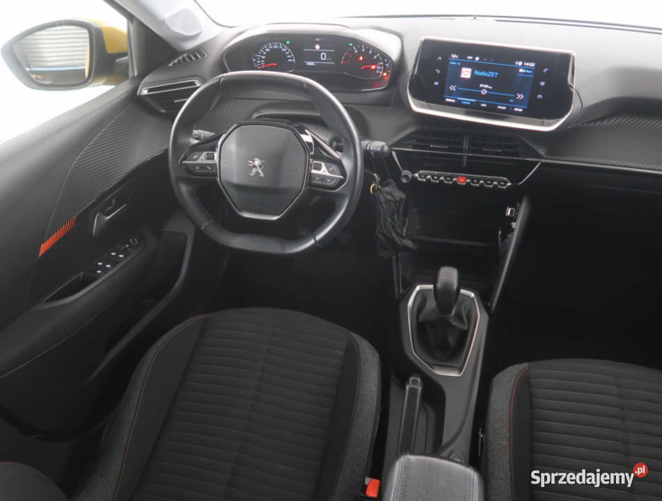 Peugeot 208 12 PureTech asystent pasa ruchu Bielany Wrocławskie