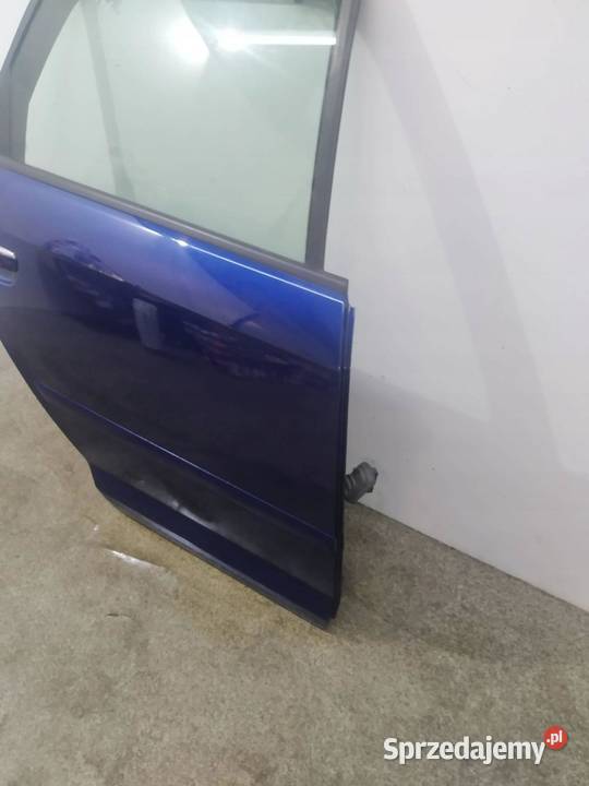 DRZWI PRAWE TYŁ LX5Q LIFT Audi A3 II 20032013 8P osobowe sprzedam