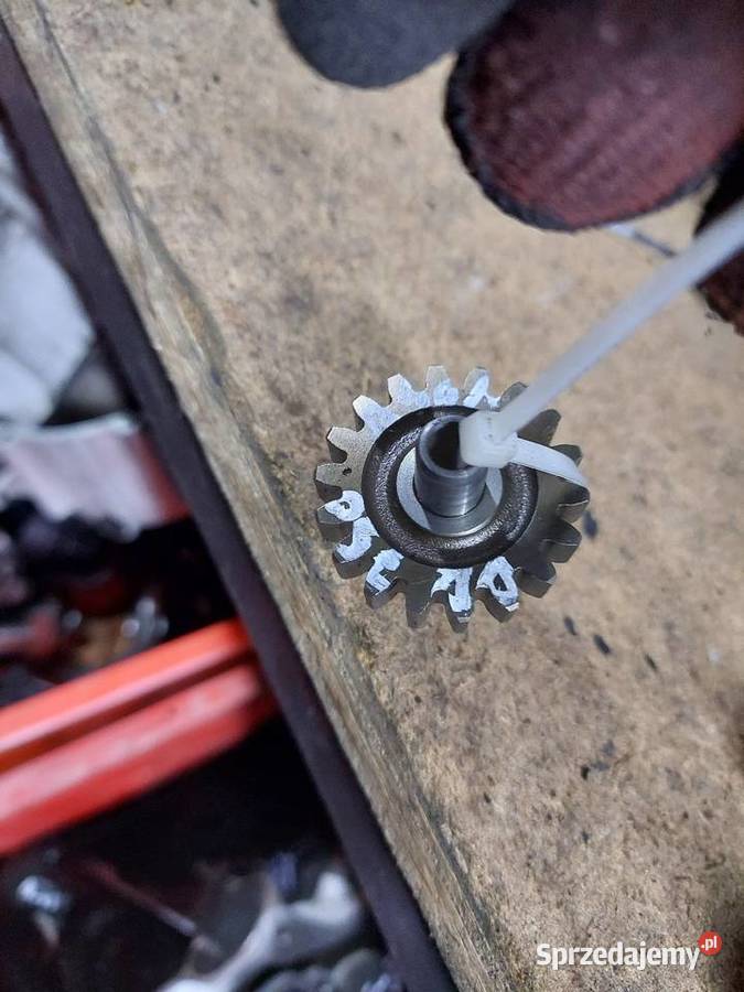 Suzuki DR 750 zębatka pośrednia tryb podwójna Jelenia Góra