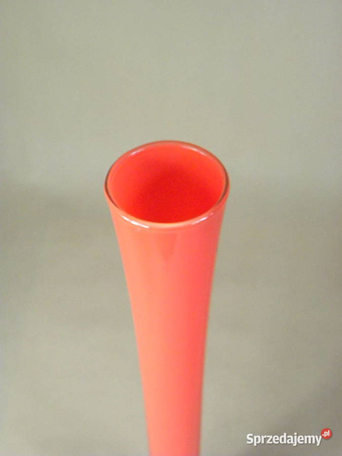 Szklany wysoki flakon wazon czerwony Legnica