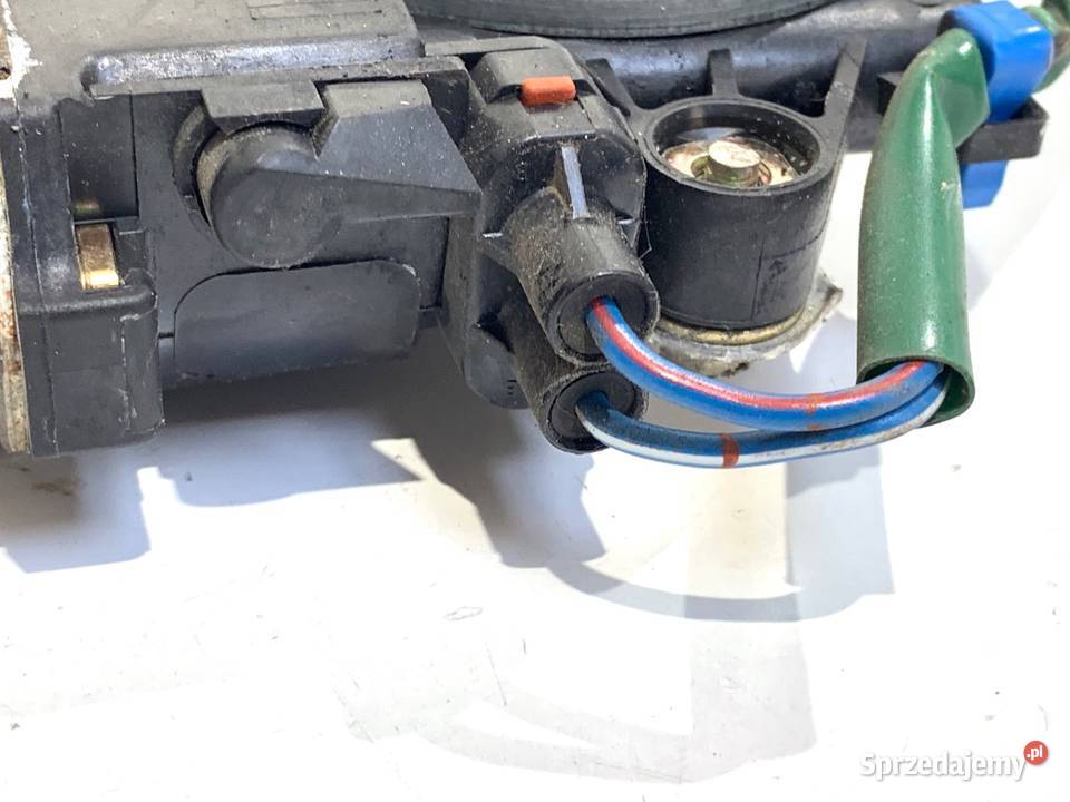 PODNOŚNIK SZYBY PRAWY PRZÓD HONDA CRV I SUV 9502 osobowe sprzedam