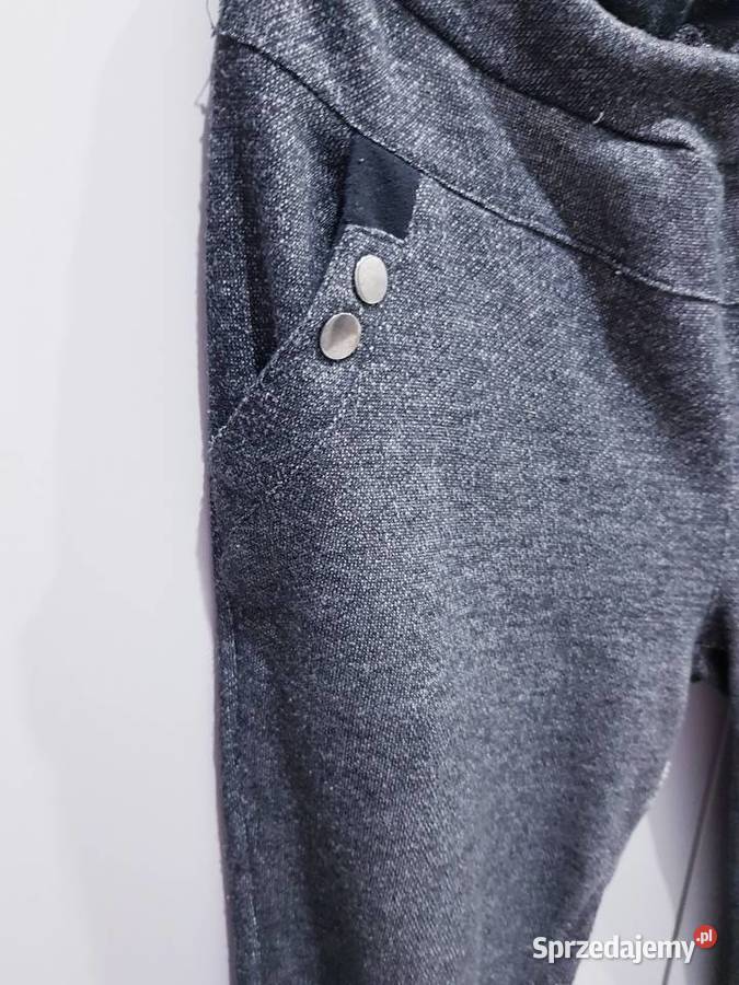 Spodnie dresowe z małym defektem Dąbrowa Górnicza