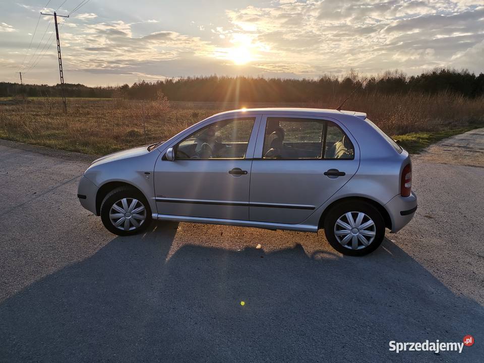 Skoda Fabia 14 MPI 101 KLIMA ASR CZUJNIKI wspomaganie kierownicy świętokrzyskie Stara Zbelutka sprzedam
