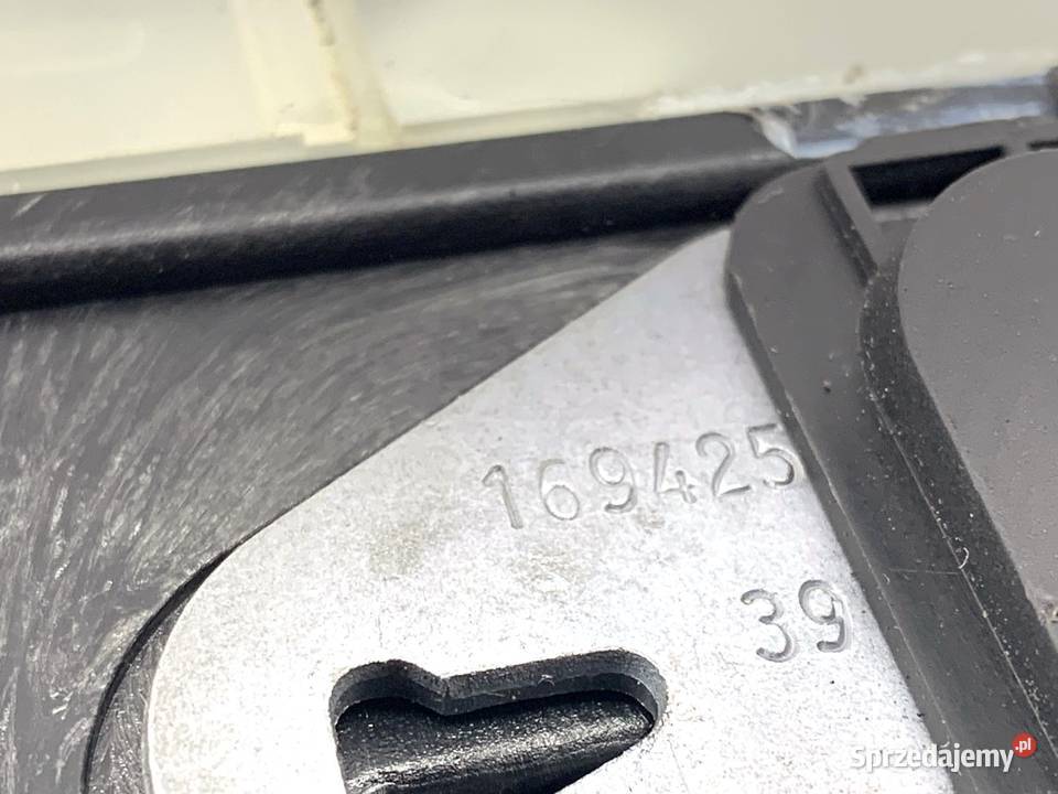 ZAMEK DRZWI PRAWY TYŁ OPEL CORSA F Hatchback osobowe Części samochodowe podkarpackie