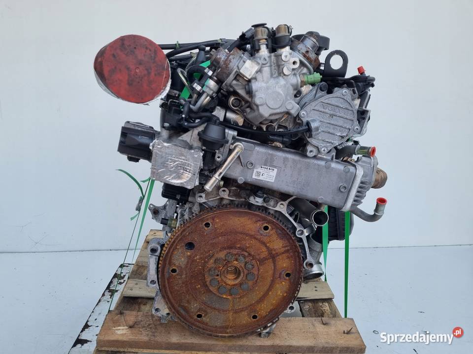SILNIK BEZ OSPRZĘTU Volvo V70 III 24 D4 181 osobowe Janów