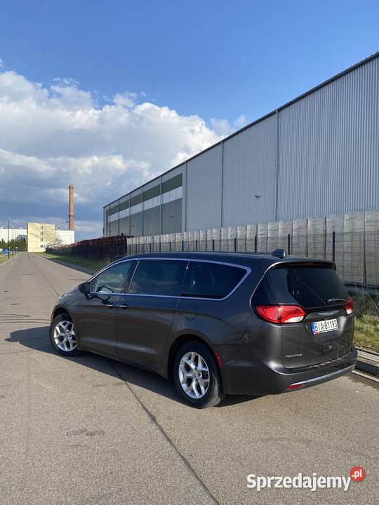 Chrysler pacifica 36 v6 2017r Białystok