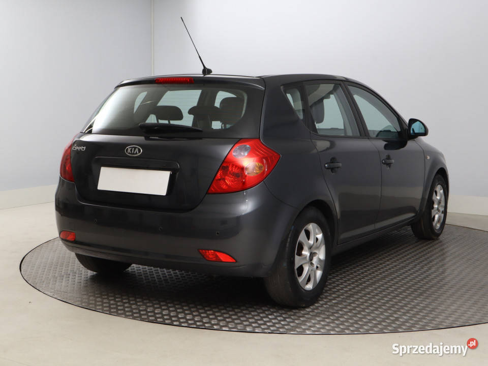 Kia Ceed 14 CVVT benzyna sprzedam