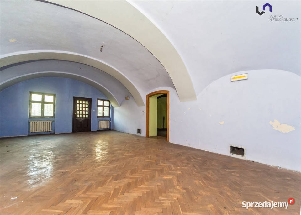 Sprzedaż lokalu 103228 metrów BielskoBiała śląskie Bielsko-Biała