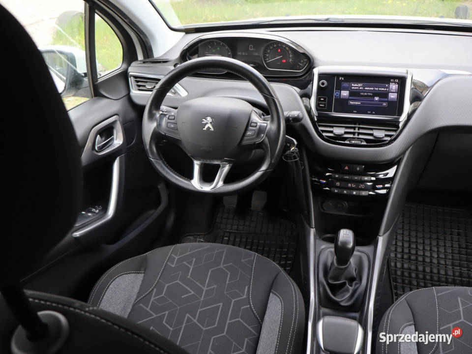 Peugeot 2008 12 PureTech Katowice