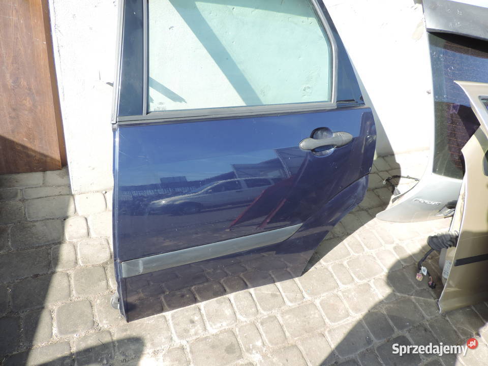 FORD FOCUS MK1 KOMBI DRZWI LEWY TYŁ KOLOR i2 Rok produkcji 2002 sprzedam
