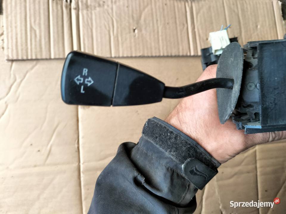 BMW E36 BMW E36 PRZEŁĄCZNIK ZESPOLONY MANETKA lubelskie Kamień-Kolonia