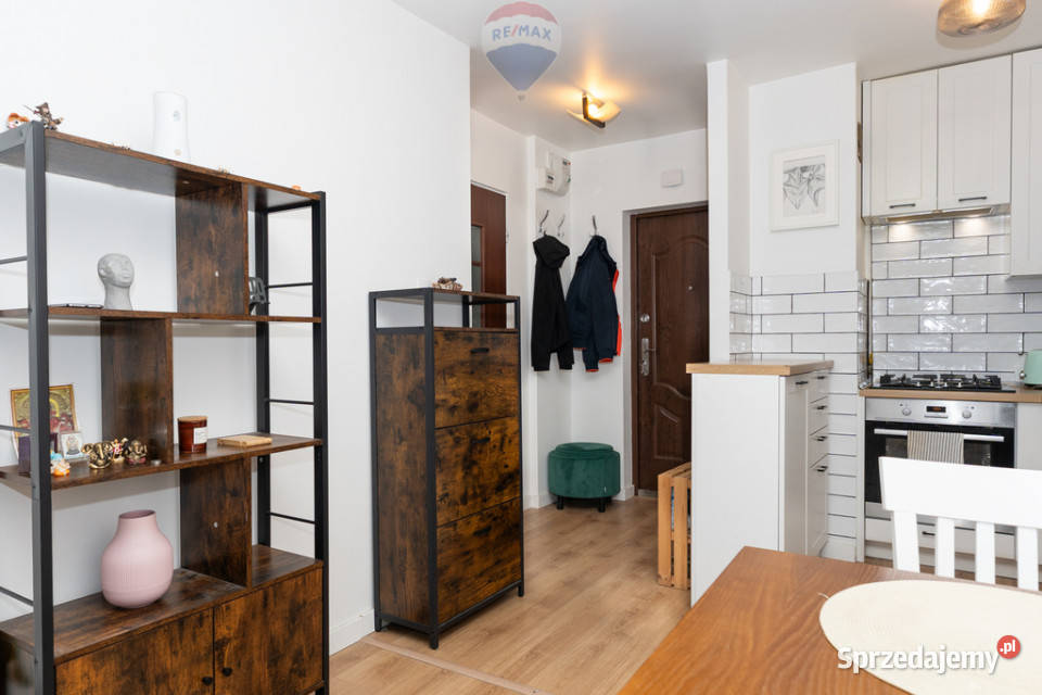 Stary Żoliborz 2 pokoje 344 m Metra mazowieckie Warszawa