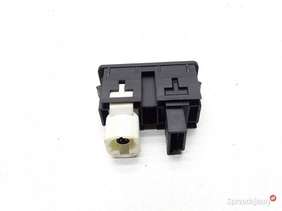 GNIAZDO WEJŚCIE PORT AUX USB BMW F20 F21 F30 F31