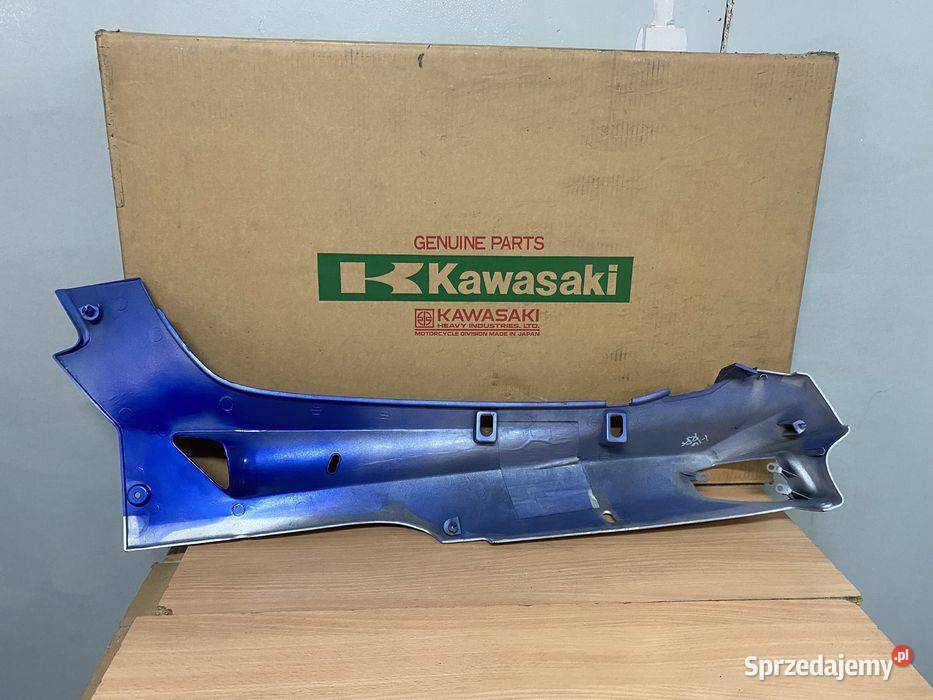 Kawasaki ZZR600 Bok owiewka Lewa boczek Nowa Poznań