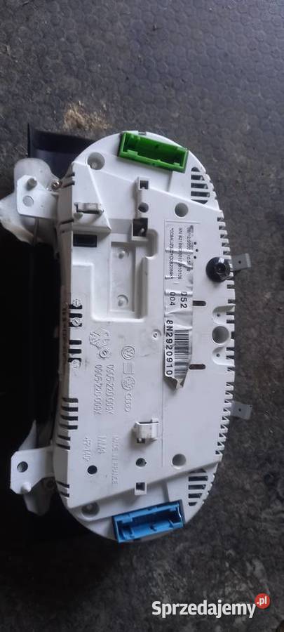 Audi tt 8n czesci licznik vag czesci fis Wyposażenie wnętrza Pruchna sprzedam