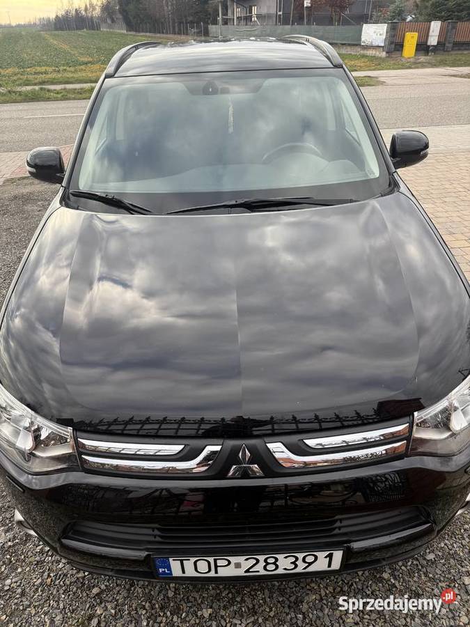 Mitsubishi Outlander 3 20 benzyna 2014 7 osobowy automatyczna Outlander świętokrzyskie Iwaniska
