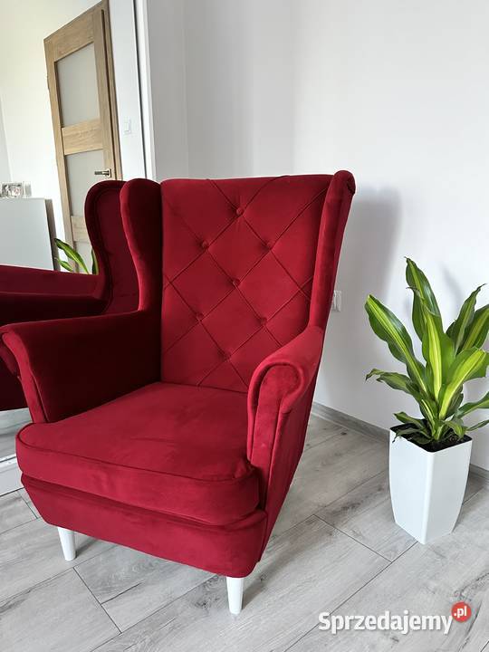 Fotel Uszak Z Przeszyciami Bordowy Różne Kolory Tarchały Małe