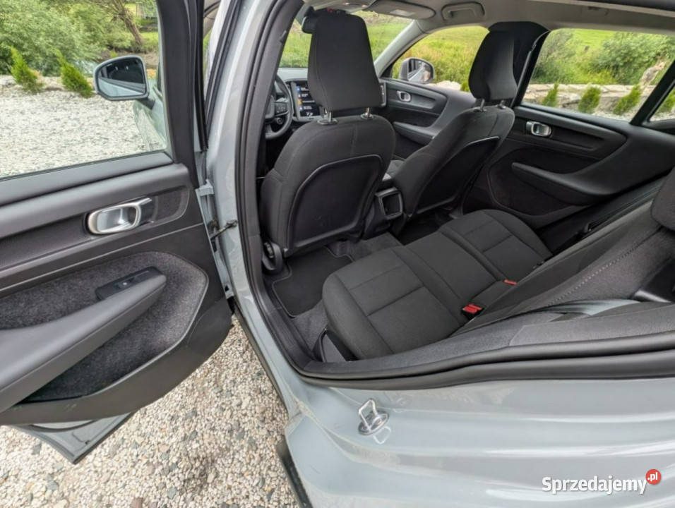 Volvo XC 40 xc40 T2 piekny szary kolor benzyna Kamienna Góra