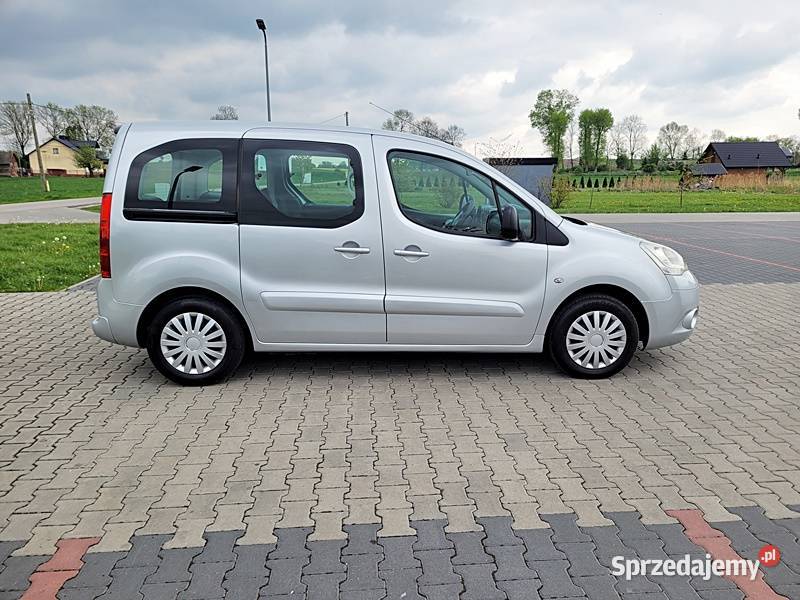 Pojemny i oszczędny dieselek Rok produkcji 2010 Berlingo Samochody osobowe małopolskie