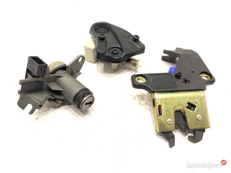 ZAMEK KLAPY TYŁ AUDI A4 B6 SedanLimuzyna