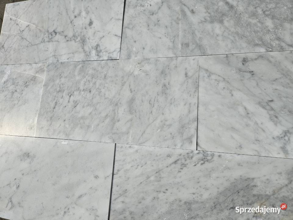 Marmur Carrara Bianco 60x30x2 matowa II gatunek