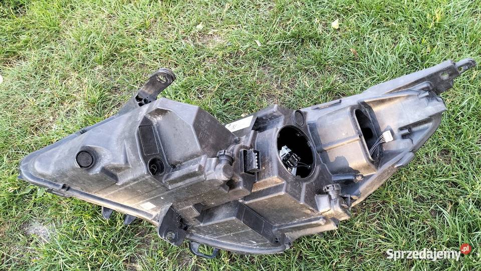 Lampa przednia prawa Opel Astra K 2016 używana Chocianów sprzedam