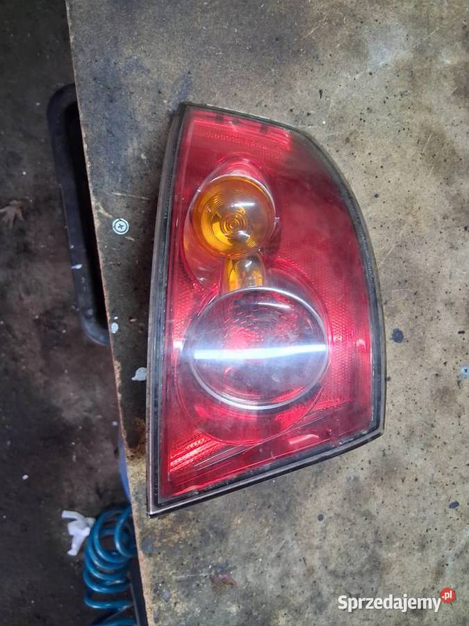 Lampa lewa tylna seat Ibiza 3