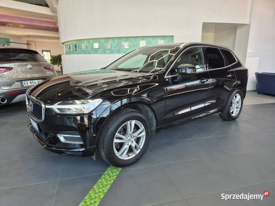 Volvo XC 60 XC60 Momentum Bezwypad Bogato Samochody osobowe Łaziska Górne
