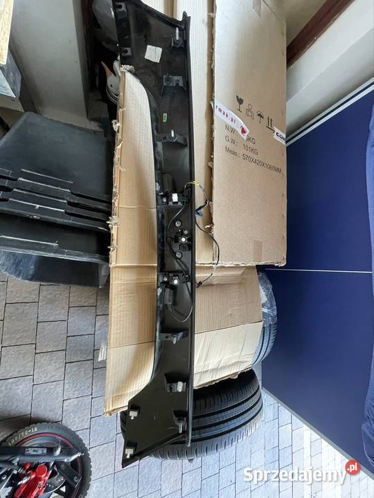 Blenda klapy tylnej Ford KugaEscape mk2 lift Blendy Pyszków