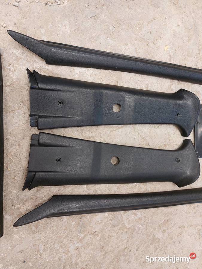 Volkswagen Golf MK2 obudowa słupek KOMPLET