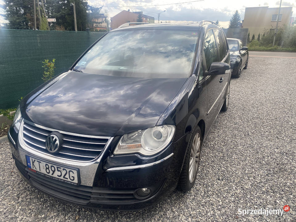 VW Touran 20 tdi automat 7 osob