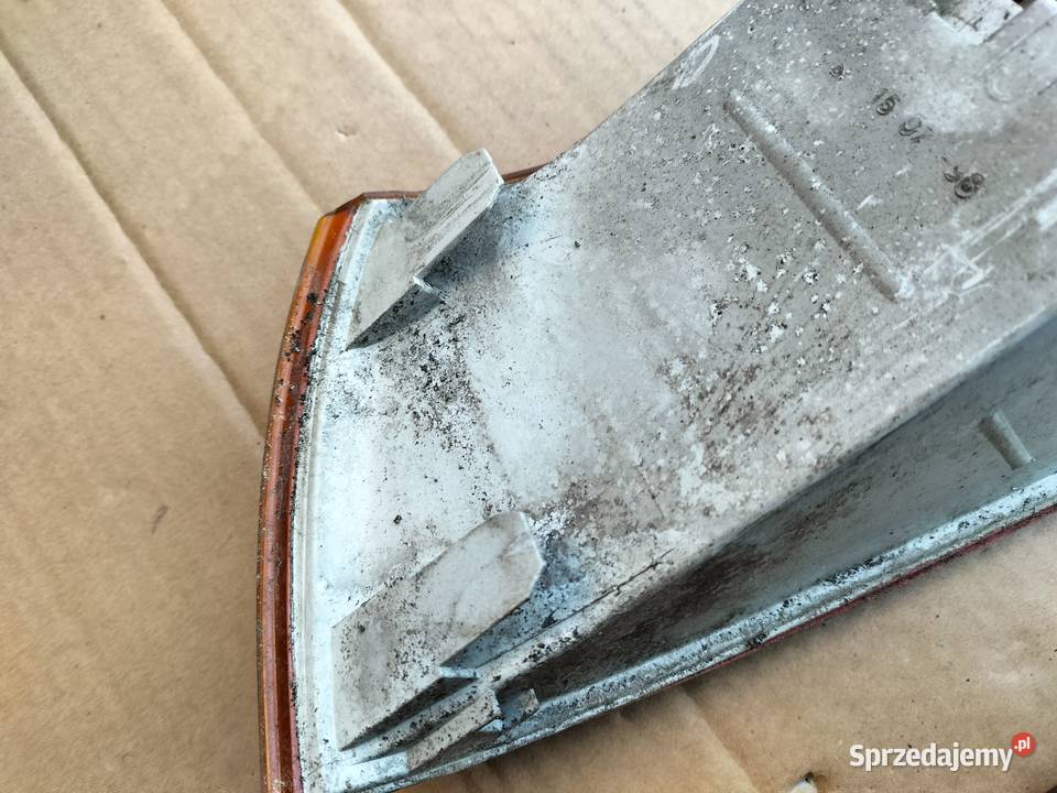 FIAT PUNTO 1 MK1 KIERUNKOWSKAZ PRAWY LEWY Kamień-Kolonia