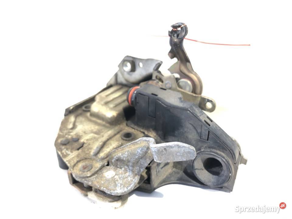 ZAMEK DRZWI LEWY PRZÓD MERCEDES W124 Hatchback