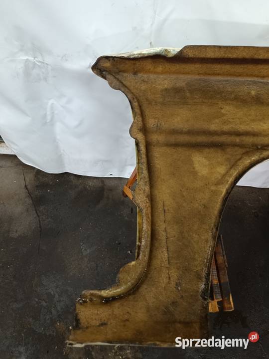 Błotniki Audi 60 L F103 Prawy i lewy stan db śląskie Mikołów