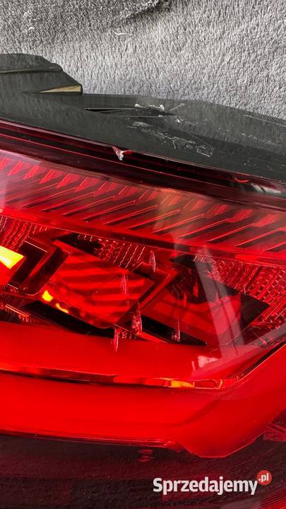 AUDI TT RS AUDI TT LAMPA TYLNA PRAWA EUROPEJSKA Gorzów Wielkopolski
