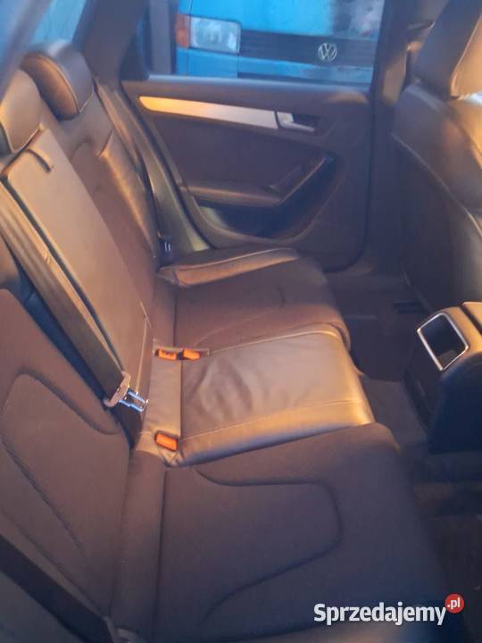 Audi a4 b8 2010r benzyna Siechnice