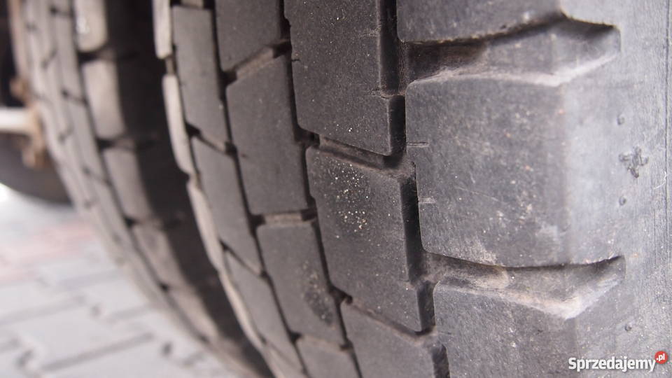 MERCEDES BENZ ATEGO 818 PLANDEKA Rok produkcji 2001