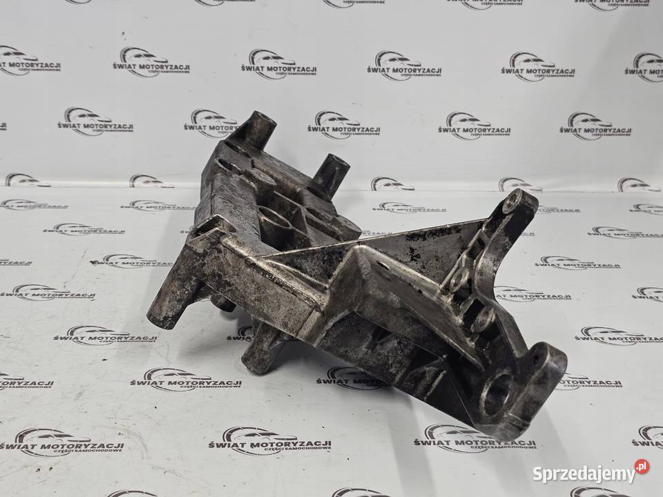 VOLVO XC70 24 D5 D5244T D5244T4 Łapa silnika świętokrzyskie