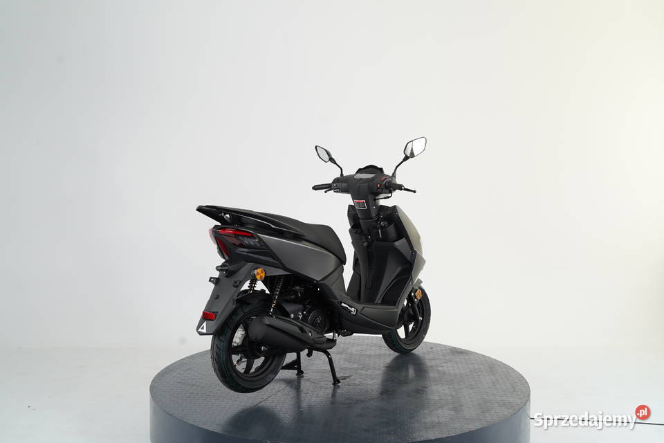 SKUTER 50 CC 4T 12 2025 NOWY GWARANCJA RATY Pilzno sprzedam