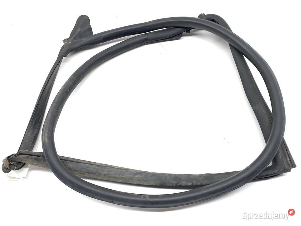 USZCZELKA DRZWI TYŁ LEWY AUDI Q8 SUV Uszczelki