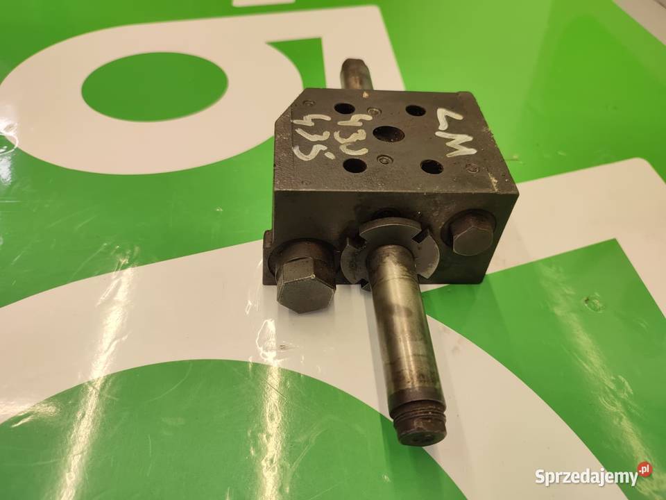 Zawór hydrauliczny rewers skrzyni Holland LM 435 Wilkowo sprzedam
