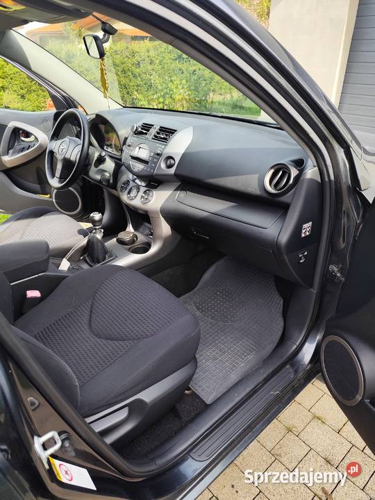 Sprzedam Toyota Raf 4 podkarpackie Świerzowa Polska