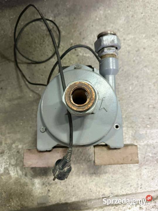 Silnik BC111811 z pompą wody Czarna