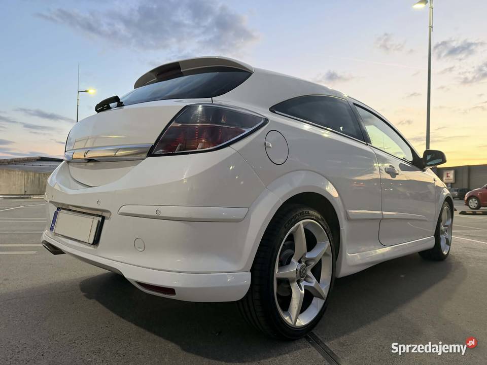 Opel Astra H GTC 18 Benzyna Coupe Opc Line Skóra Chrzanów