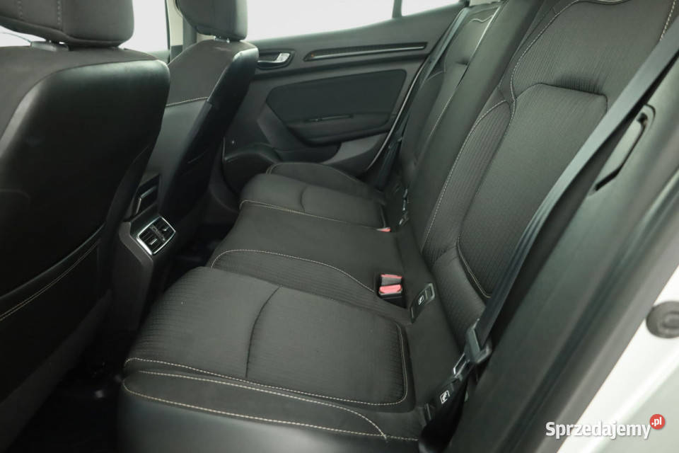 Renault Megane 12 TCe asystent pasa ruchu Piaseczno