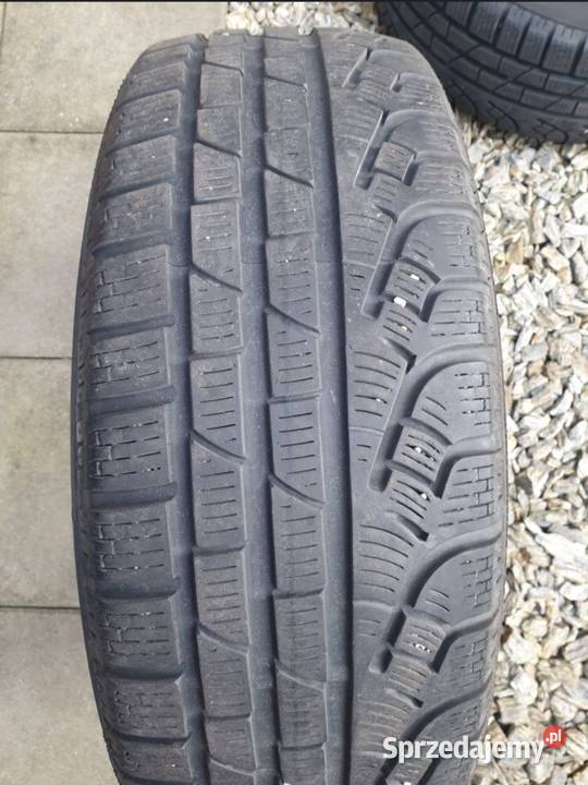 Opony zimowe Pirelli Sottozero Winter 210 205 60 60