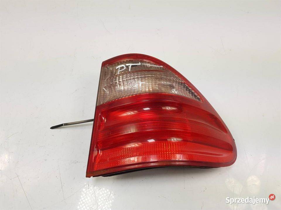 LAMPA PRAWA TYŁ A2108205464 MERCEDES BENZ E 220 Pozostałe Lipno