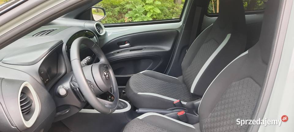 Toyota Aygo X 10 VVTi Executive CVT 7tkm GRTeam